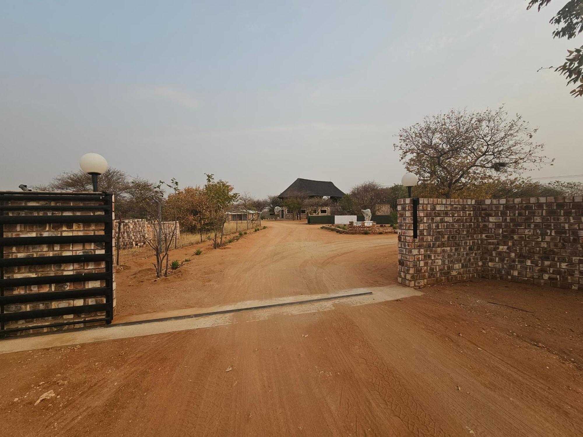 Kaoko Bush Lodge Kamanjab Екстер'єр фото