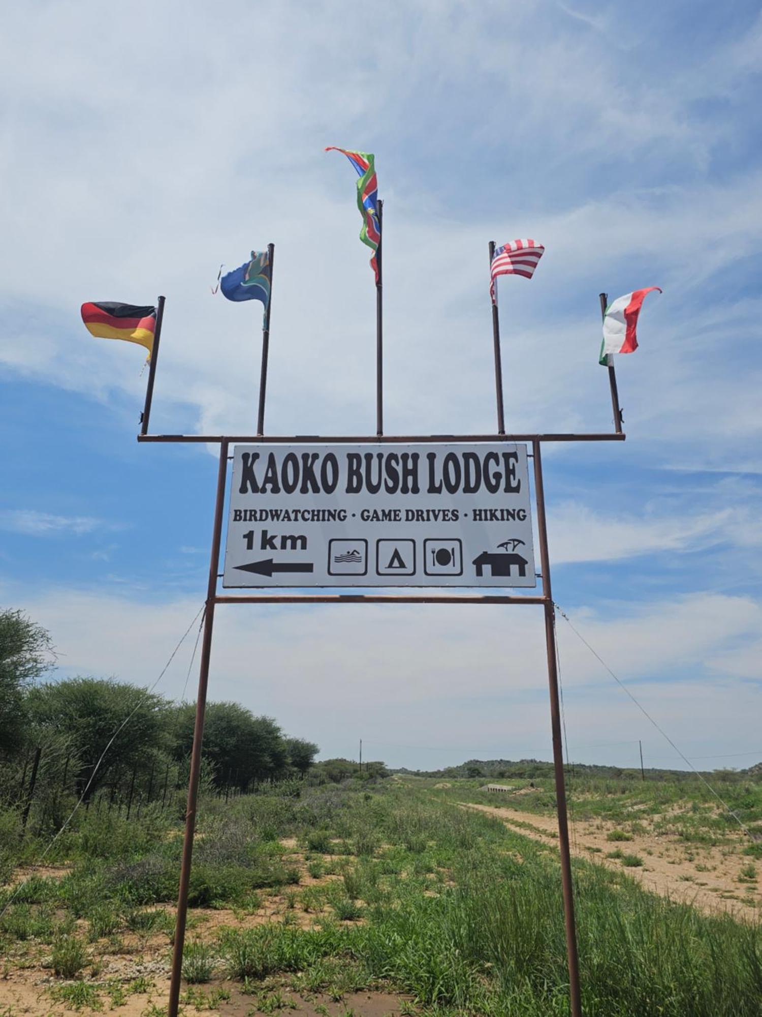 Kaoko Bush Lodge Kamanjab Екстер'єр фото