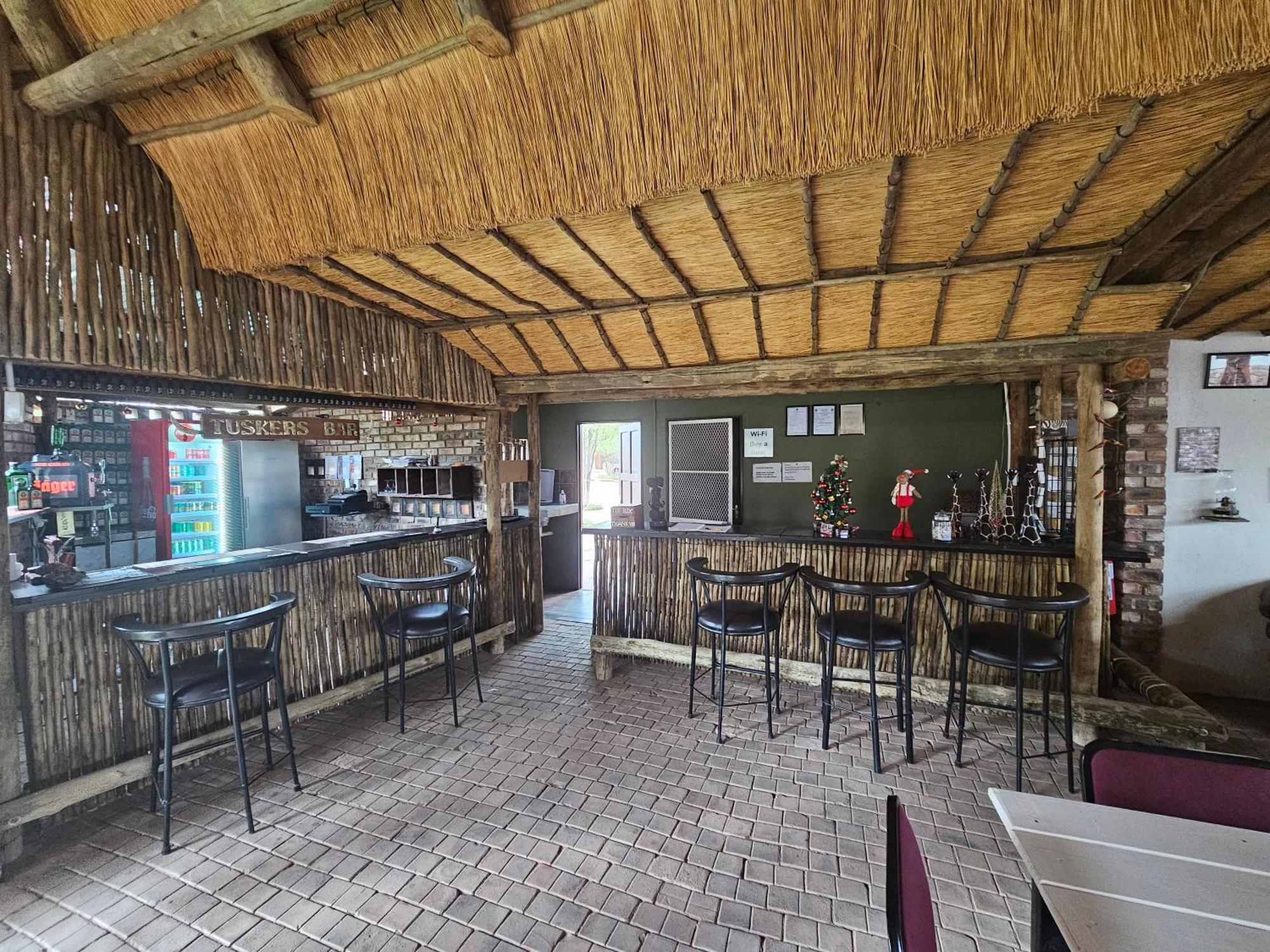 Kaoko Bush Lodge Kamanjab Екстер'єр фото
