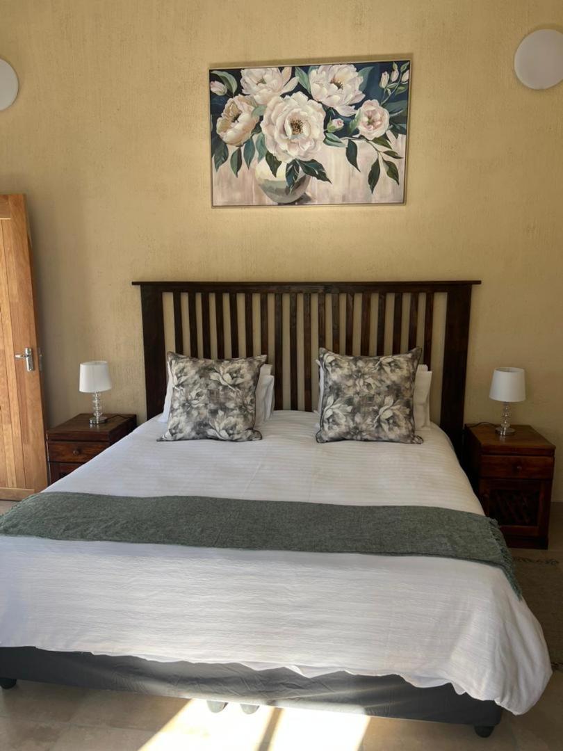 Kaoko Bush Lodge Kamanjab Екстер'єр фото