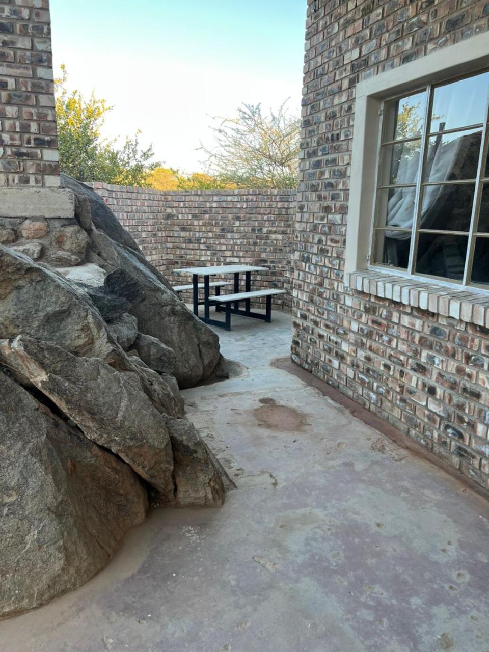 Kaoko Bush Lodge Kamanjab Екстер'єр фото