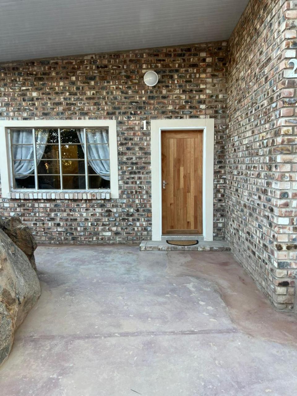 Kaoko Bush Lodge Kamanjab Екстер'єр фото